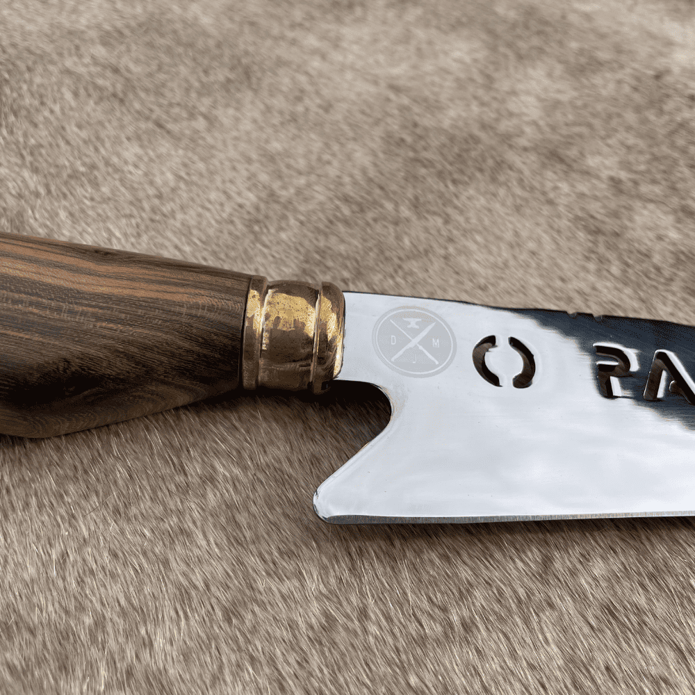 Pai Ta On - Faca Campeira Aço Inox 420C + Bainha