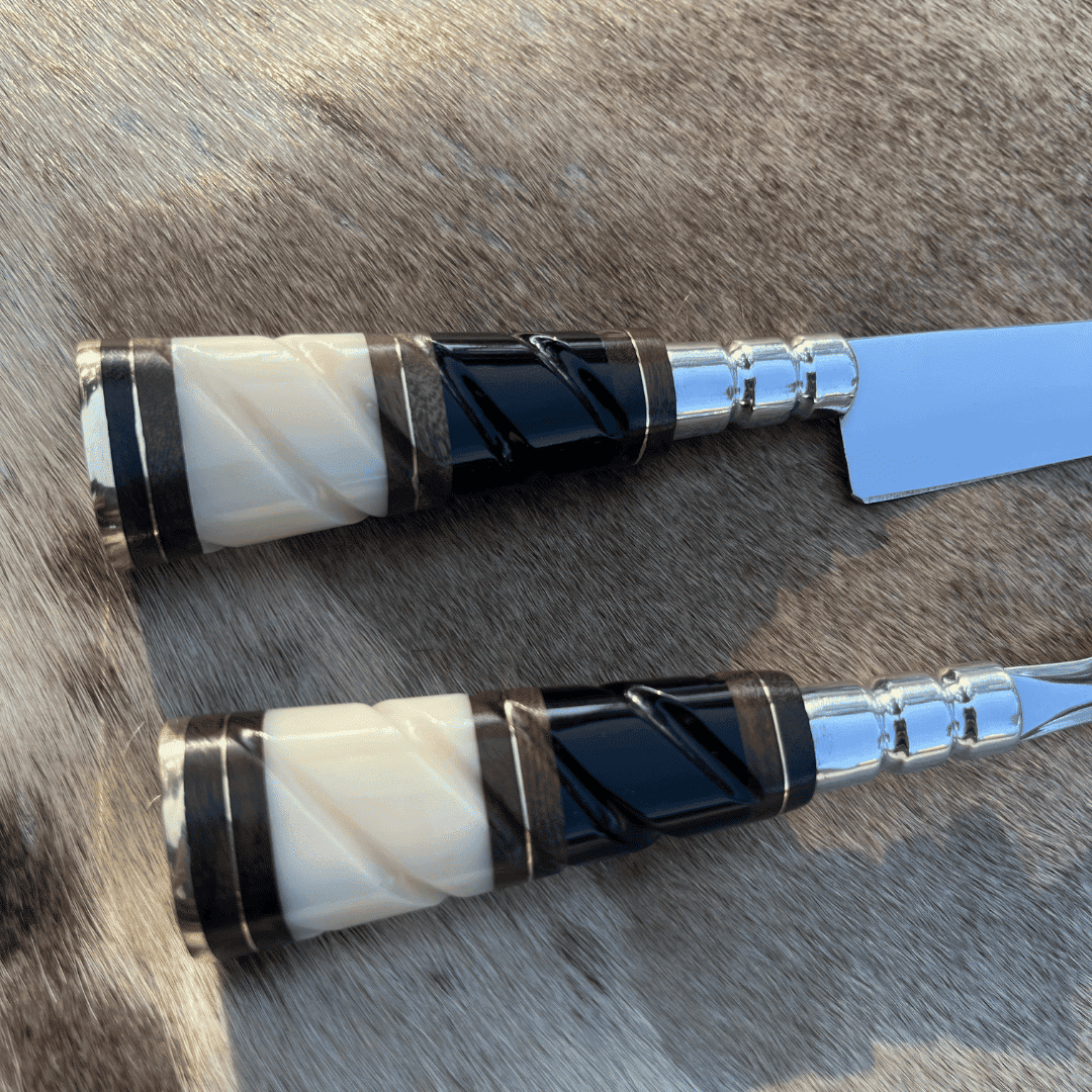 Kit Faca e Garfo Campeiro Branco e Preto + Bainha