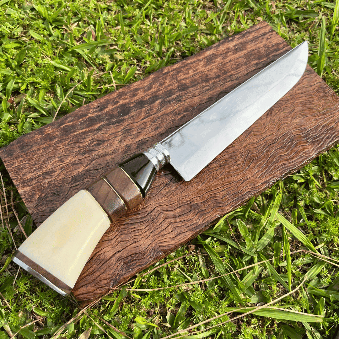 Faca Picanheira Aço Inox - Cabo Claro + Bainha