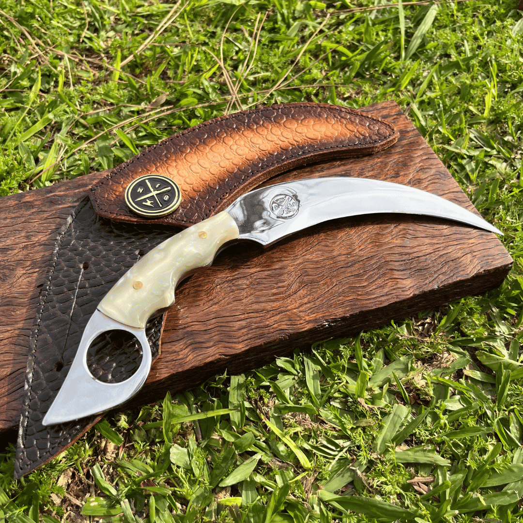 Karambit Mármore Branco 25cm + Bainha