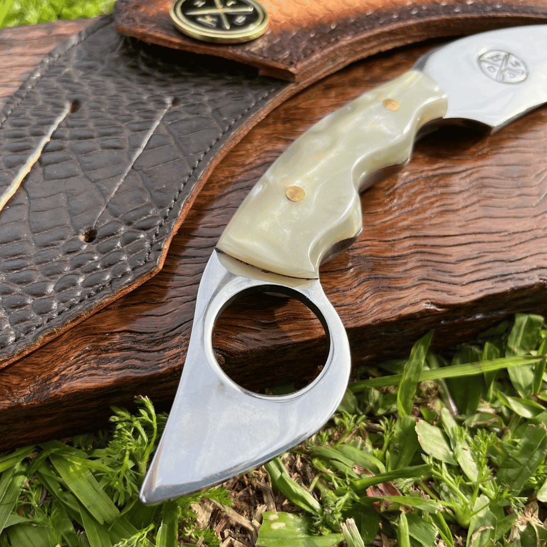 Karambit Mármore Branco 25cm + Bainha